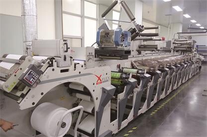 北京德績時(shí)隔6年購置的兩臺(tái)歐米特XFlex X6印刷機(jī)配置和功能完全一致