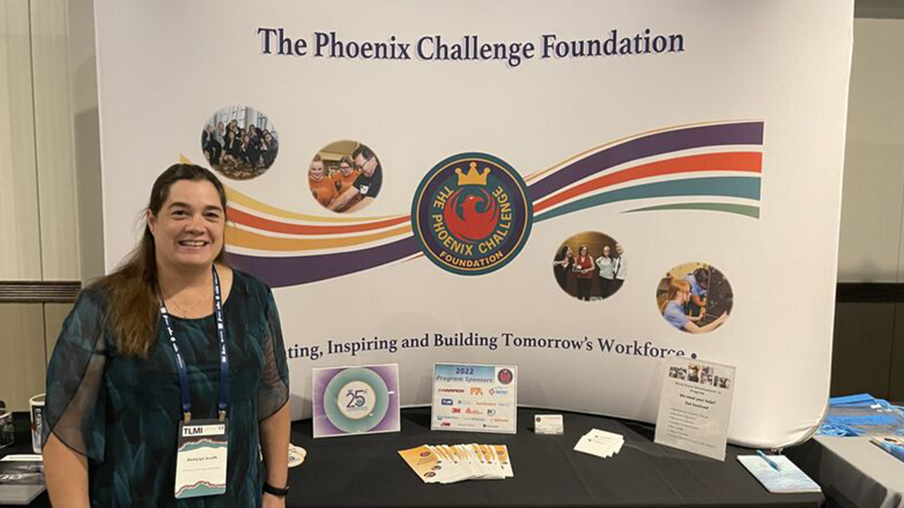 凤凰城挑战赛主席获得Dscoop社区奖