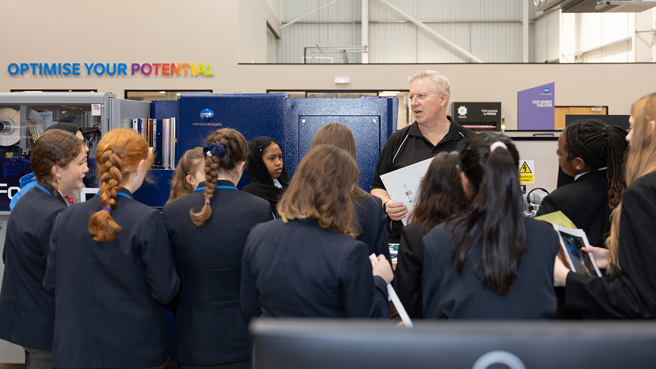 柯尼卡美能達(dá)舉辦STEM活動